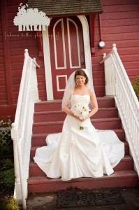 Thomas and Nicole | Rebecca Hollis Photography